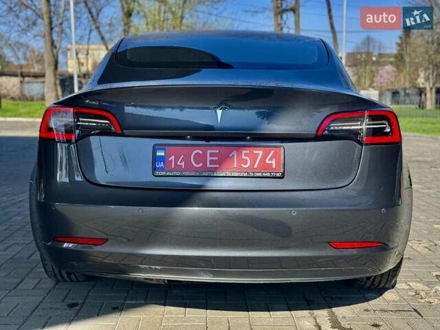 Сірий Тесла Модель 3, об'ємом двигуна 0 л та пробігом 64 тис. км за 21500 $, фото 15 на Automoto.ua