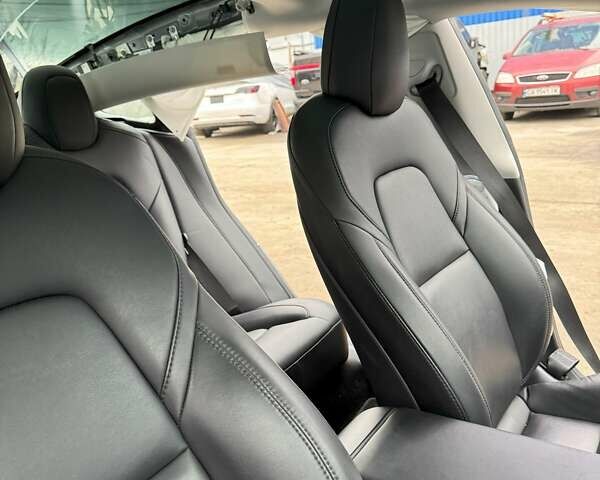 Сірий Тесла Модель 3, об'ємом двигуна 0 л та пробігом 46 тис. км за 14600 $, фото 15 на Automoto.ua