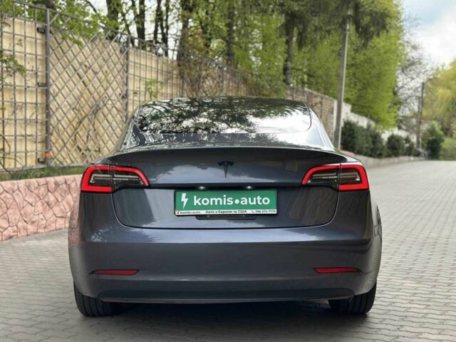 Сірий Тесла Модель 3, об'ємом двигуна 0 л та пробігом 4 тис. км за 23799 $, фото 4 на Automoto.ua