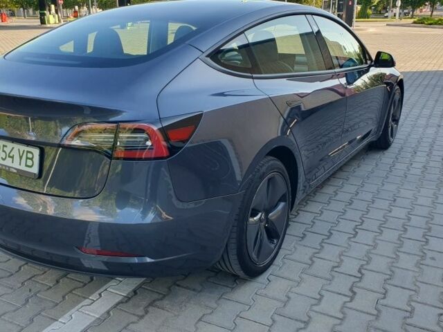 Тесла Модель 3 2022 у Кременчуге на Automoto.ua Сірий Тесла Модель 3, об'ємом двигуна 0 л та пробігом 54 тис. км за 18999 $, фото 6 на Automoto.ua