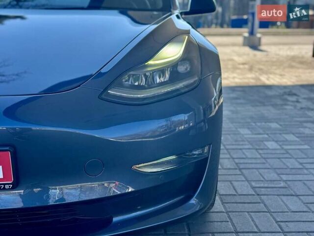 Сірий Тесла Модель 3, об'ємом двигуна 0 л та пробігом 64 тис. км за 21500 $, фото 9 на Automoto.ua