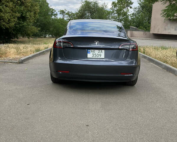 Сірий Тесла Модель 3, об'ємом двигуна 0 л та пробігом 66 тис. км за 24900 $, фото 5 на Automoto.ua