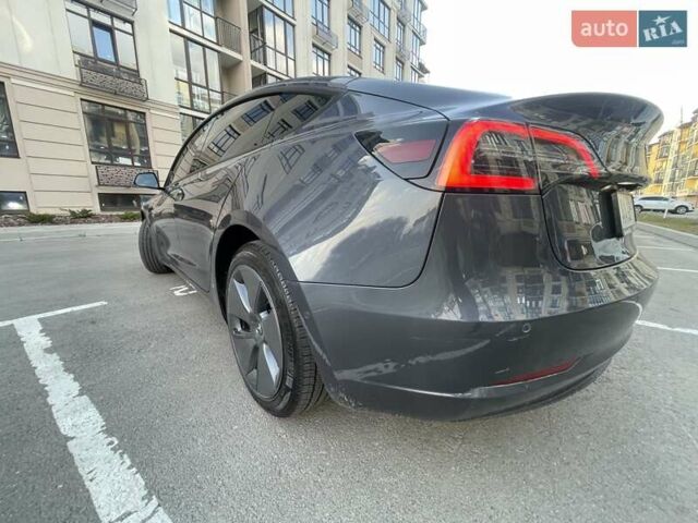 Сірий Тесла Модель 3, об'ємом двигуна 0 л та пробігом 28 тис. км за 21000 $, фото 3 на Automoto.ua