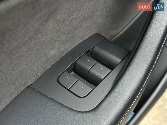 Серый Тесла Модель 3, объемом двигателя 0 л и пробегом 160 тыс. км за 19500 $, фото 12 на Automoto.ua