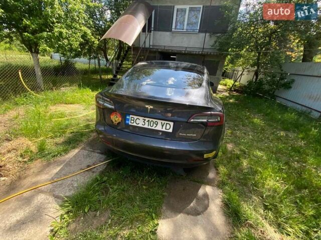 Серый Тесла Модель 3, объемом двигателя 0 л и пробегом 67 тыс. км за 21500 $, фото 21 на Automoto.ua