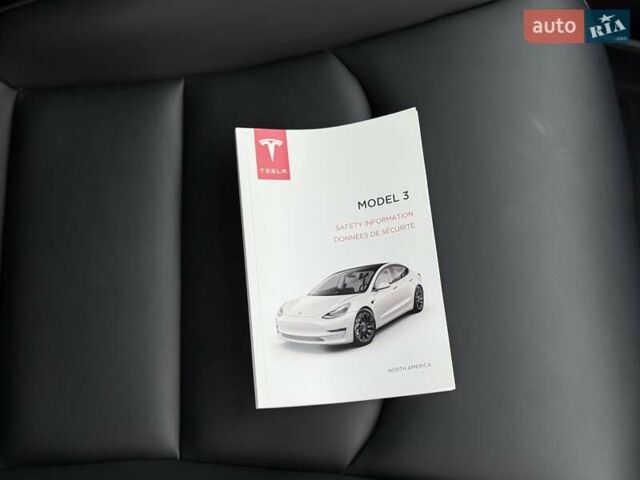 Серый Тесла Модель 3, объемом двигателя 0 л и пробегом 46 тыс. км за 20000 $, фото 96 на Automoto.ua
