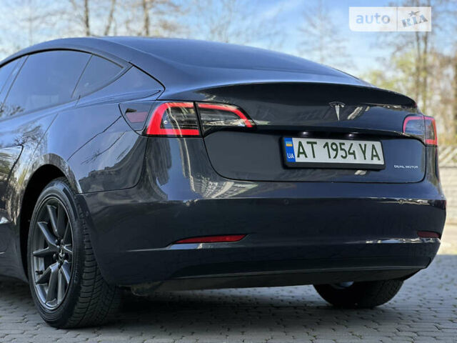 Серый Тесла Модель 3, объемом двигателя 0 л и пробегом 24 тыс. км за 26899 $, фото 16 на Automoto.ua