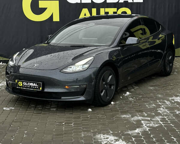 Сірий Тесла Модель 3, об'ємом двигуна 0 л та пробігом 51 тис. км за 23900 $, фото 1 на Automoto.ua