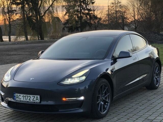 Тесла Модель 3 2022 в Луцке на Automoto.ua Серый Тесла Модель 3, объемом двигателя 0 л и пробегом 51 тыс. км за 21999 $, фото 1 на Automoto.ua