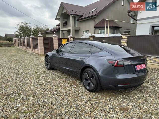 Сірий Тесла Модель 3, об'ємом двигуна 0 л та пробігом 41 тис. км за 24500 $, фото 5 на Automoto.ua