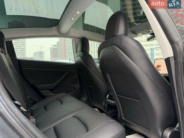 Сірий Тесла Модель 3, об'ємом двигуна 0 л та пробігом 34 тис. км за 19500 $, фото 37 на Automoto.ua