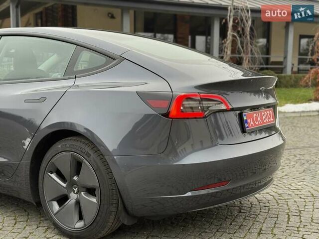 Серый Тесла Модель 3, объемом двигателя 0 л и пробегом 46 тыс. км за 20000 $, фото 36 на Automoto.ua