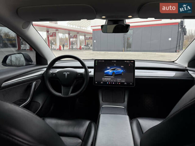 Серый Тесла Модель 3, объемом двигателя 0 л и пробегом 31 тыс. км за 23200 $, фото 19 на Automoto.ua