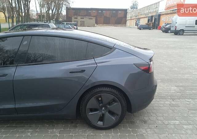 Сірий Тесла Модель 3, об'ємом двигуна 0 л та пробігом 70 тис. км за 25400 $, фото 7 на Automoto.ua