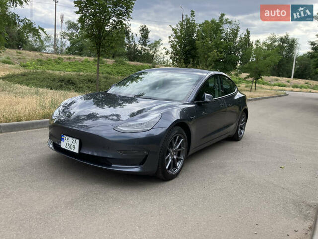 Сірий Тесла Модель 3, об'ємом двигуна 0 л та пробігом 66 тис. км за 24900 $, фото 4 на Automoto.ua