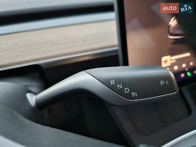 Сірий Тесла Модель 3, об'ємом двигуна 0 л та пробігом 74 тис. км за 23500 $, фото 49 на Automoto.ua