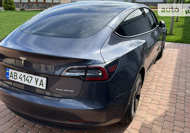 Сірий Тесла Модель 3, об'ємом двигуна 0 л та пробігом 10 тис. км за 31500 $, фото 12 на Automoto.ua