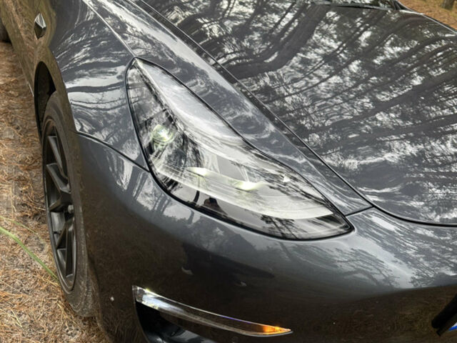 Сірий Тесла Модель 3, об'ємом двигуна 0 л та пробігом 10 тис. км за 32500 $, фото 5 на Automoto.ua