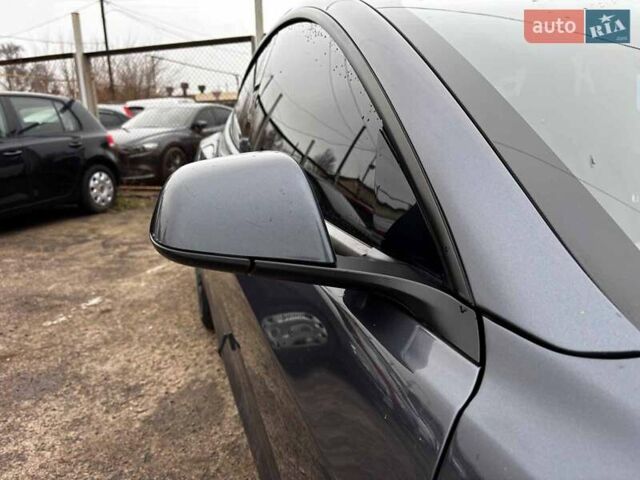 Сірий Тесла Модель 3, об'ємом двигуна 0 л та пробігом 69 тис. км за 25990 $, фото 9 на Automoto.ua