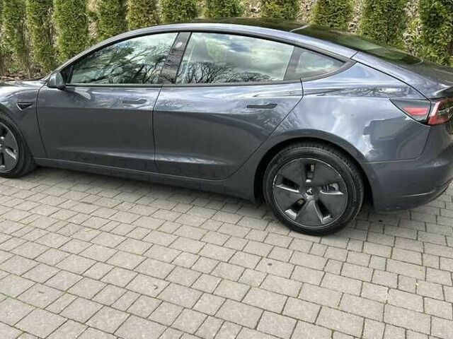 Сірий Тесла Модель 3, об'ємом двигуна 0 л та пробігом 45 тис. км за 15000 $, фото 3 на Automoto.ua