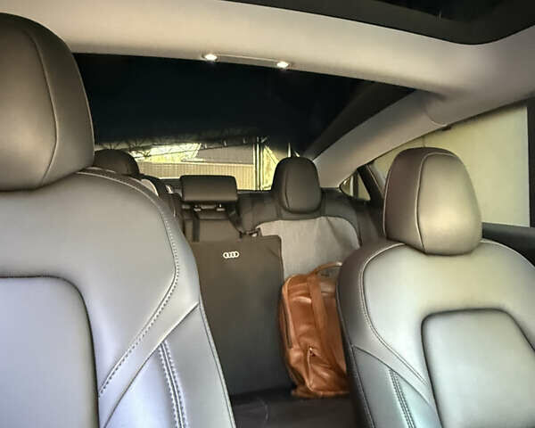 Сірий Тесла Модель 3, об'ємом двигуна 0 л та пробігом 31 тис. км за 29900 $, фото 25 на Automoto.ua