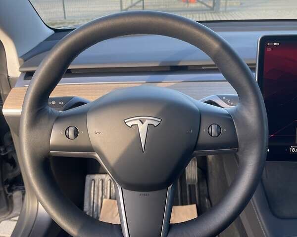 Серый Тесла Модель 3, объемом двигателя 0 л и пробегом 73 тыс. км за 22000 $, фото 33 на Automoto.ua