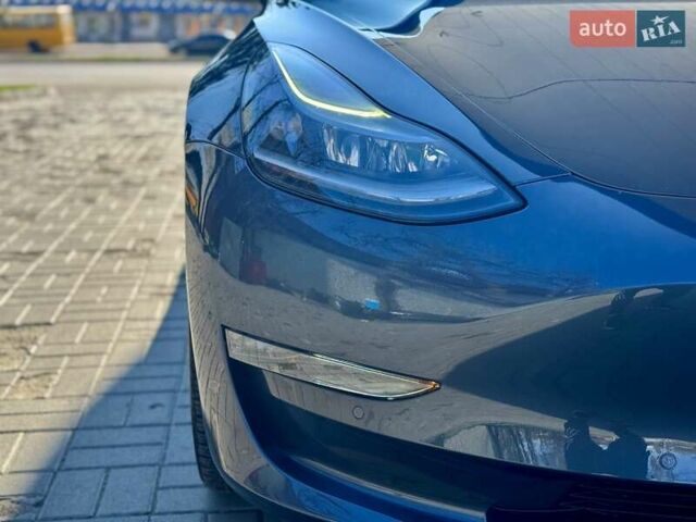 Сірий Тесла Модель 3, об'ємом двигуна 0 л та пробігом 64 тис. км за 21500 $, фото 4 на Automoto.ua
