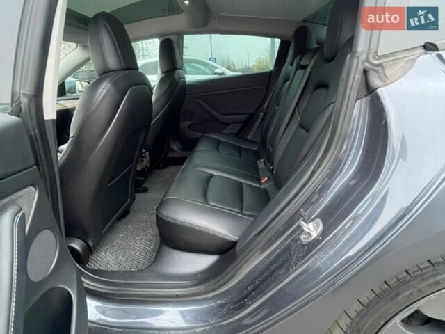 Сірий Тесла Модель 3, об'ємом двигуна 0 л та пробігом 47 тис. км за 23900 $, фото 23 на Automoto.ua