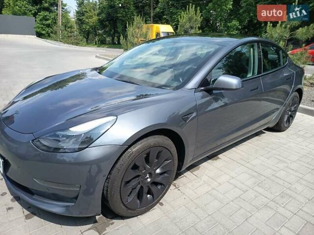 Серый Тесла Модель 3, объемом двигателя 0 л и пробегом 52 тыс. км за 20000 $, фото 24 на Automoto.ua
