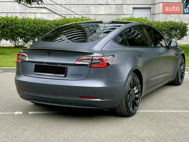 Сірий Тесла Модель 3, об'ємом двигуна 0 л та пробігом 41 тис. км за 17900 $, фото 5 на Automoto.ua