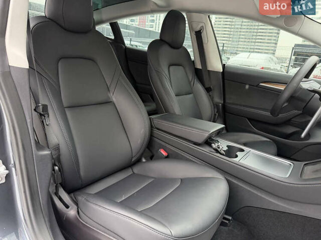 Сірий Тесла Модель 3, об'ємом двигуна 0 л та пробігом 34 тис. км за 19500 $, фото 43 на Automoto.ua