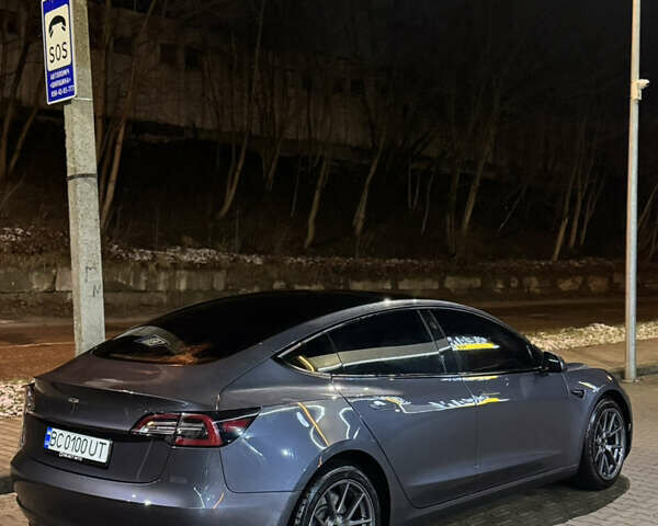Сірий Тесла Модель 3, об'ємом двигуна 0 л та пробігом 31 тис. км за 22150 $, фото 3 на Automoto.ua