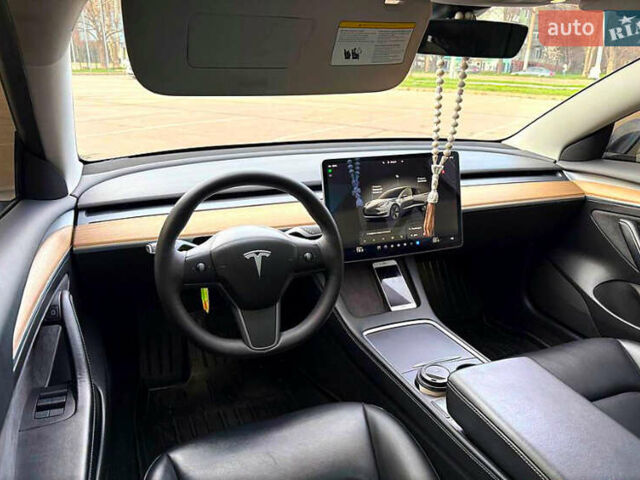 Тесла Модель 3 2022 в Виннице на Automoto.ua Серый Тесла Модель 3, объемом двигателя 0 л и пробегом 92 тыс. км за 22000 $, фото 5 на Automoto.ua