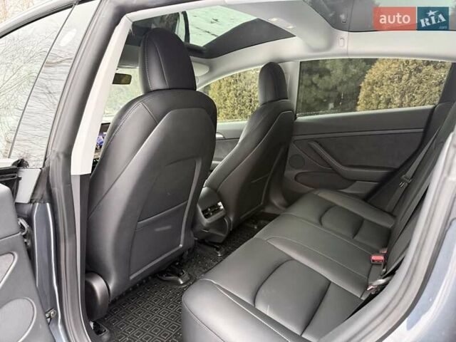 Сірий Тесла Модель 3, об'ємом двигуна 0 л та пробігом 20 тис. км за 20500 $, фото 28 на Automoto.ua