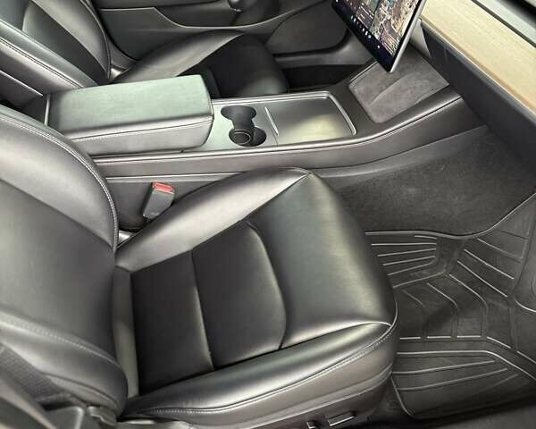 Серый Тесла Модель 3, объемом двигателя 0 л и пробегом 31 тыс. км за 21500 $, фото 22 на Automoto.ua