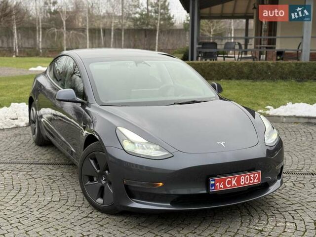 Серый Тесла Модель 3, объемом двигателя 0 л и пробегом 46 тыс. км за 20000 $, фото 57 на Automoto.ua