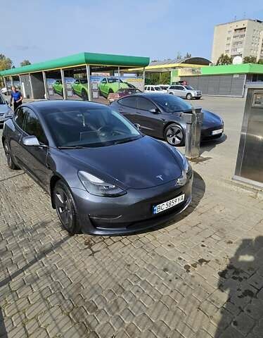 Сірий Тесла Модель 3, об'ємом двигуна 0 л та пробігом 22 тис. км за 28500 $, фото 11 на Automoto.ua