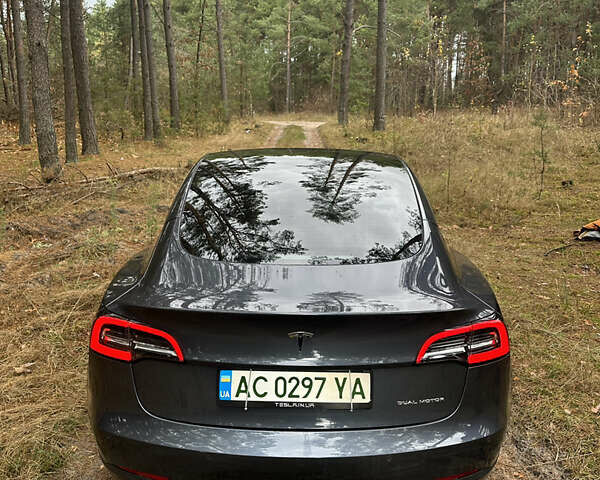 Серый Тесла Модель 3, объемом двигателя 0 л и пробегом 10 тыс. км за 32500 $, фото 10 на Automoto.ua
