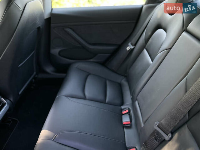 Сірий Тесла Модель 3, об'ємом двигуна 0 л та пробігом 5 тис. км за 23500 $, фото 10 на Automoto.ua