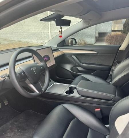 Сірий Тесла Модель 3, об'ємом двигуна 0 л та пробігом 47 тис. км за 26500 $, фото 12 на Automoto.ua