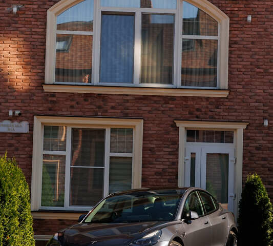 Серый Тесла Модель 3, объемом двигателя 0 л и пробегом 12 тыс. км за 29600 $, фото 8 на Automoto.ua