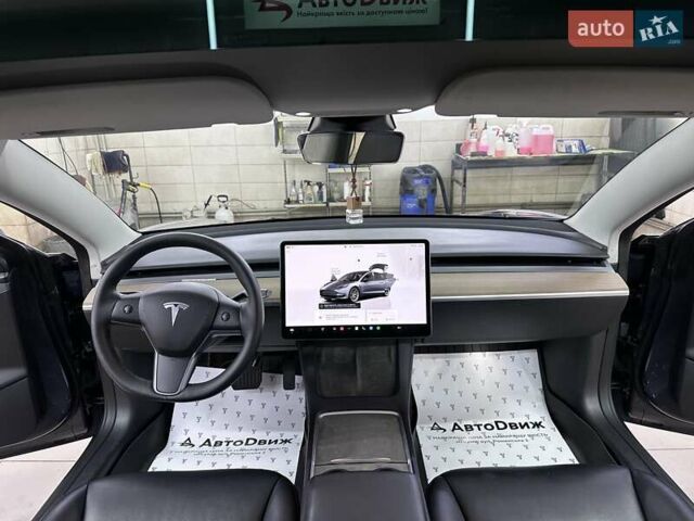 Серый Тесла Модель 3, объемом двигателя 0 л и пробегом 57 тыс. км за 19999 $, фото 35 на Automoto.ua