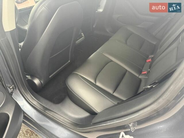 Сірий Тесла Модель 3, об'ємом двигуна 0 л та пробігом 107 тис. км за 17800 $, фото 4 на Automoto.ua