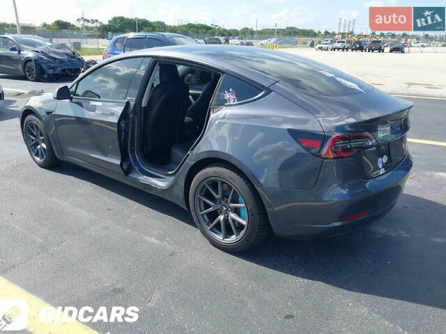 Сірий Тесла Модель 3, об'ємом двигуна 0 л та пробігом 52 тис. км за 22099 $, фото 5 на Automoto.ua