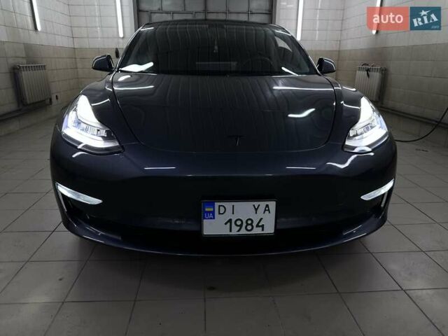 Серый Тесла Модель 3, объемом двигателя 0 л и пробегом 57 тыс. км за 19999 $, фото 23 на Automoto.ua