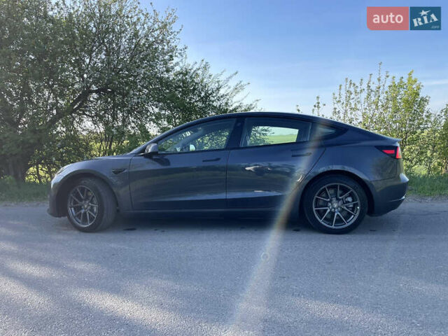 Сірий Тесла Модель 3, об'ємом двигуна 0 л та пробігом 5 тис. км за 23500 $, фото 4 на Automoto.ua