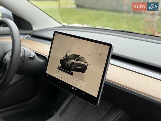 Серый Тесла Модель 3, объемом двигателя 0 л и пробегом 46 тыс. км за 20000 $, фото 94 на Automoto.ua