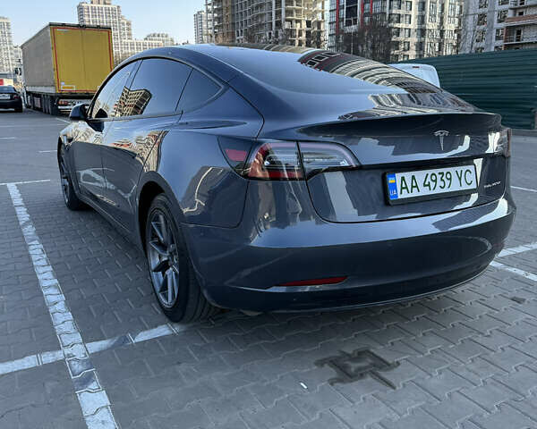 Серый Тесла Модель 3, объемом двигателя 0 л и пробегом 87 тыс. км за 26000 $, фото 5 на Automoto.ua