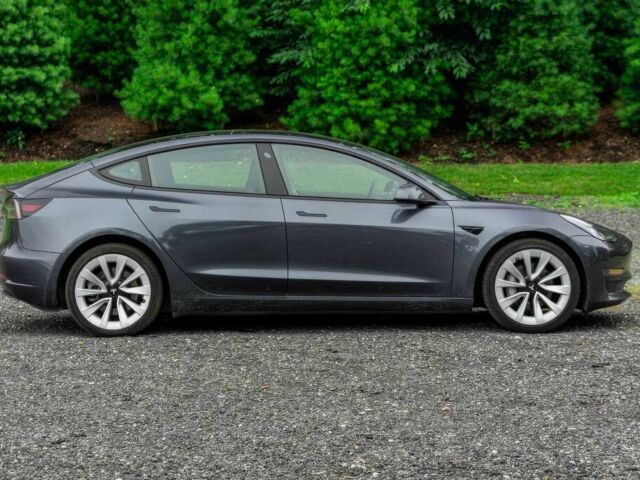 Сірий Тесла Модель 3, об'ємом двигуна 0 л та пробігом 37 тис. км за 14999 $, фото 7 на Automoto.ua