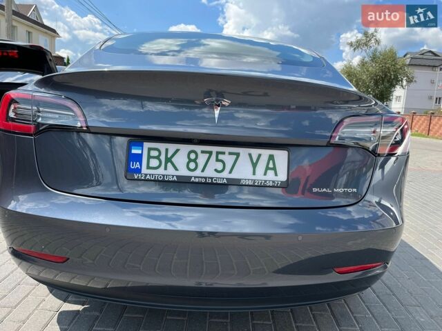 Сірий Тесла Модель 3, об'ємом двигуна 0 л та пробігом 75 тис. км за 23000 $, фото 11 на Automoto.ua